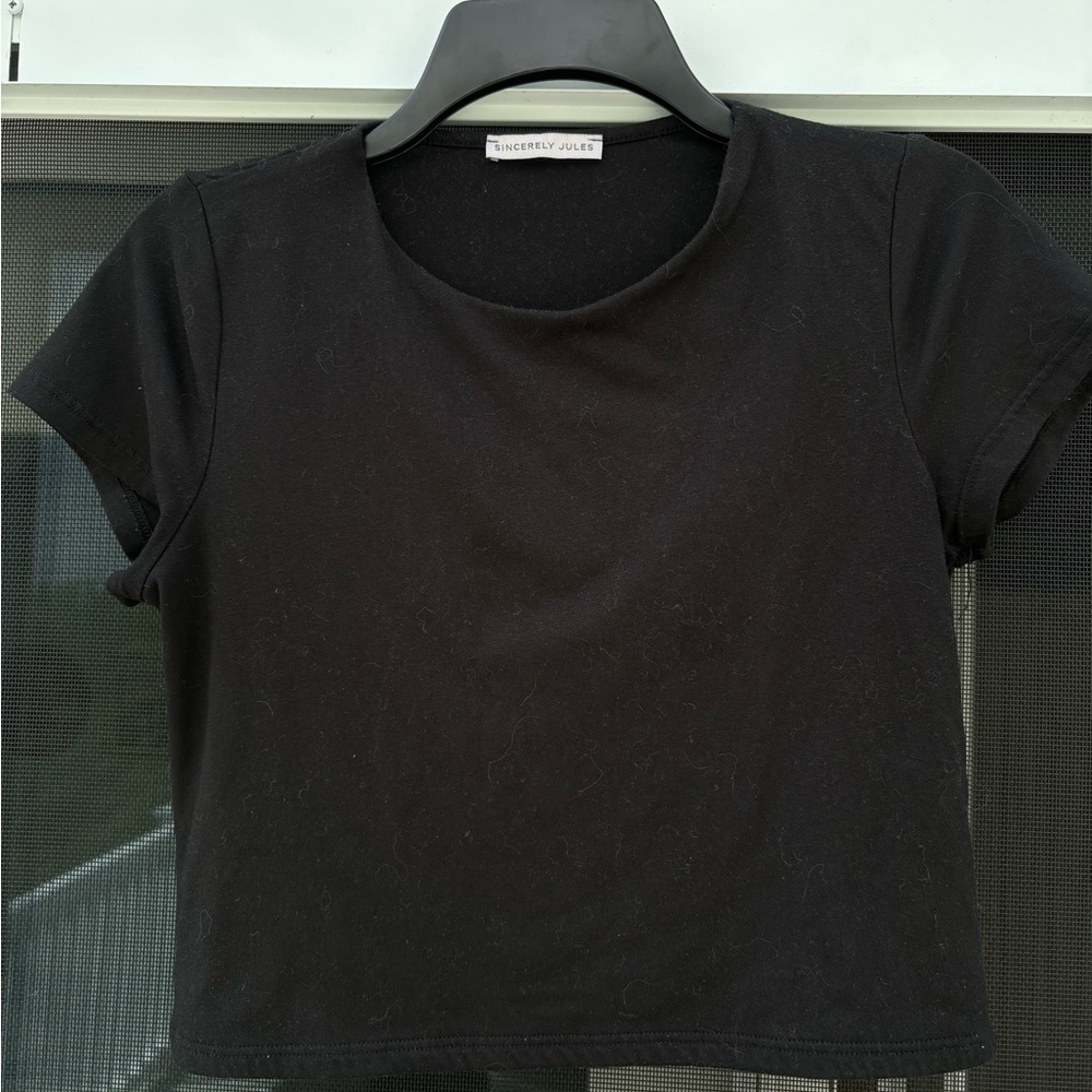 Sincerely Jules Black Fitted Crop Cap Sleeve T-Shirt